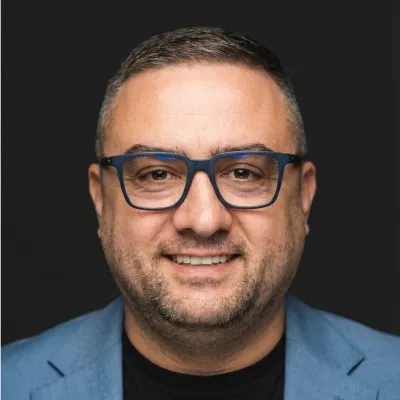 Adrian Dragomir, Founder - Termene.ro
