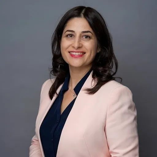 Gina Petre, Deputy Director - Termene.ro
