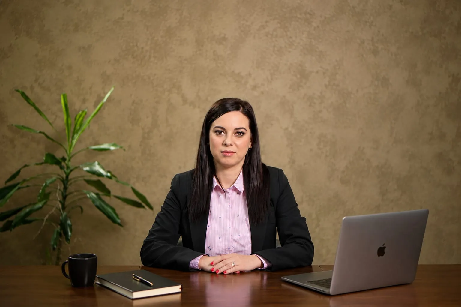 Raluca Minea, Customer Success Manager - Termene.ro