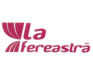 la fereastră